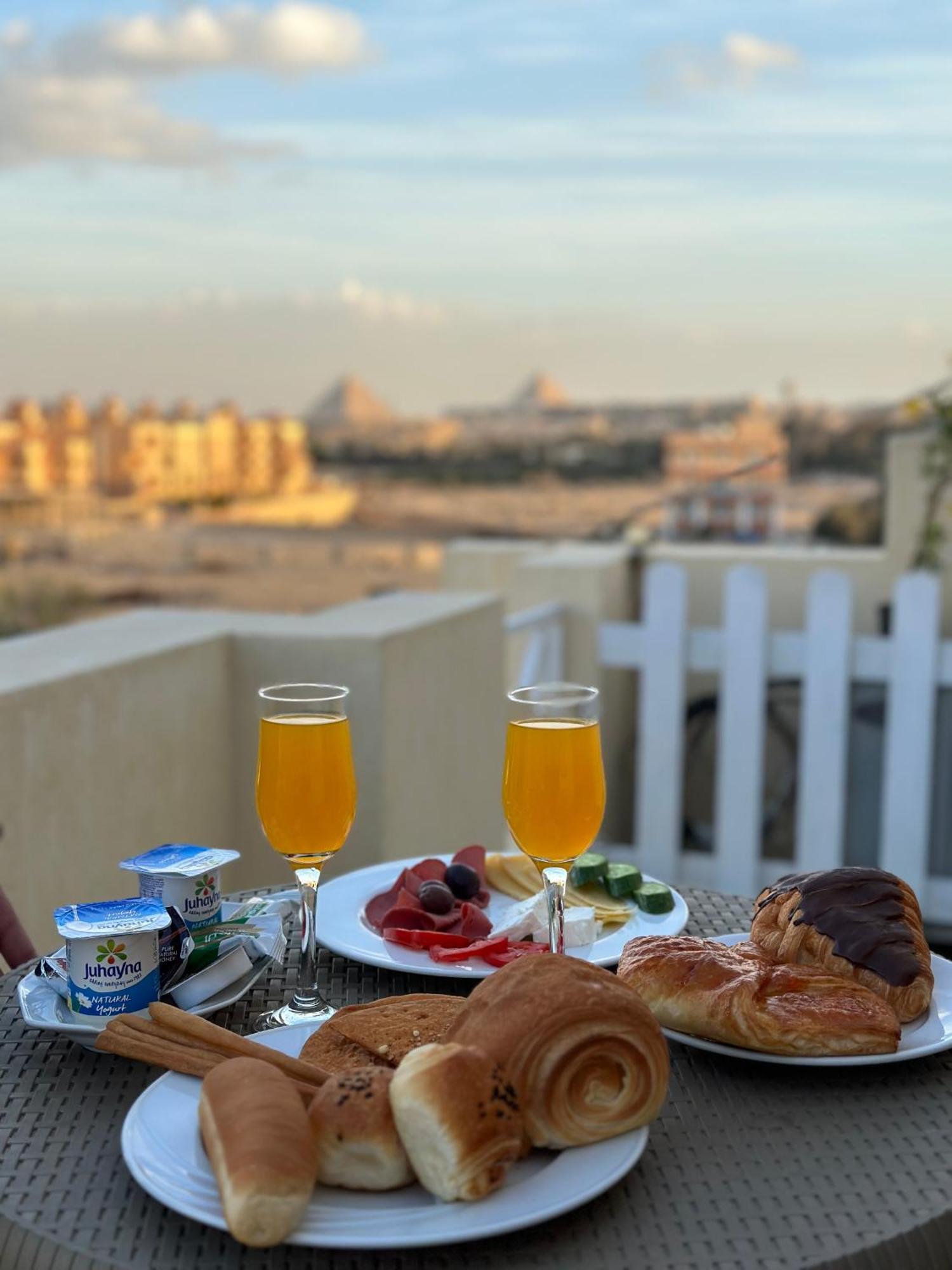 K Boutique Hotel Medspa-Pyramids & Grand Egyptian Museum Ghatati エクステリア 写真