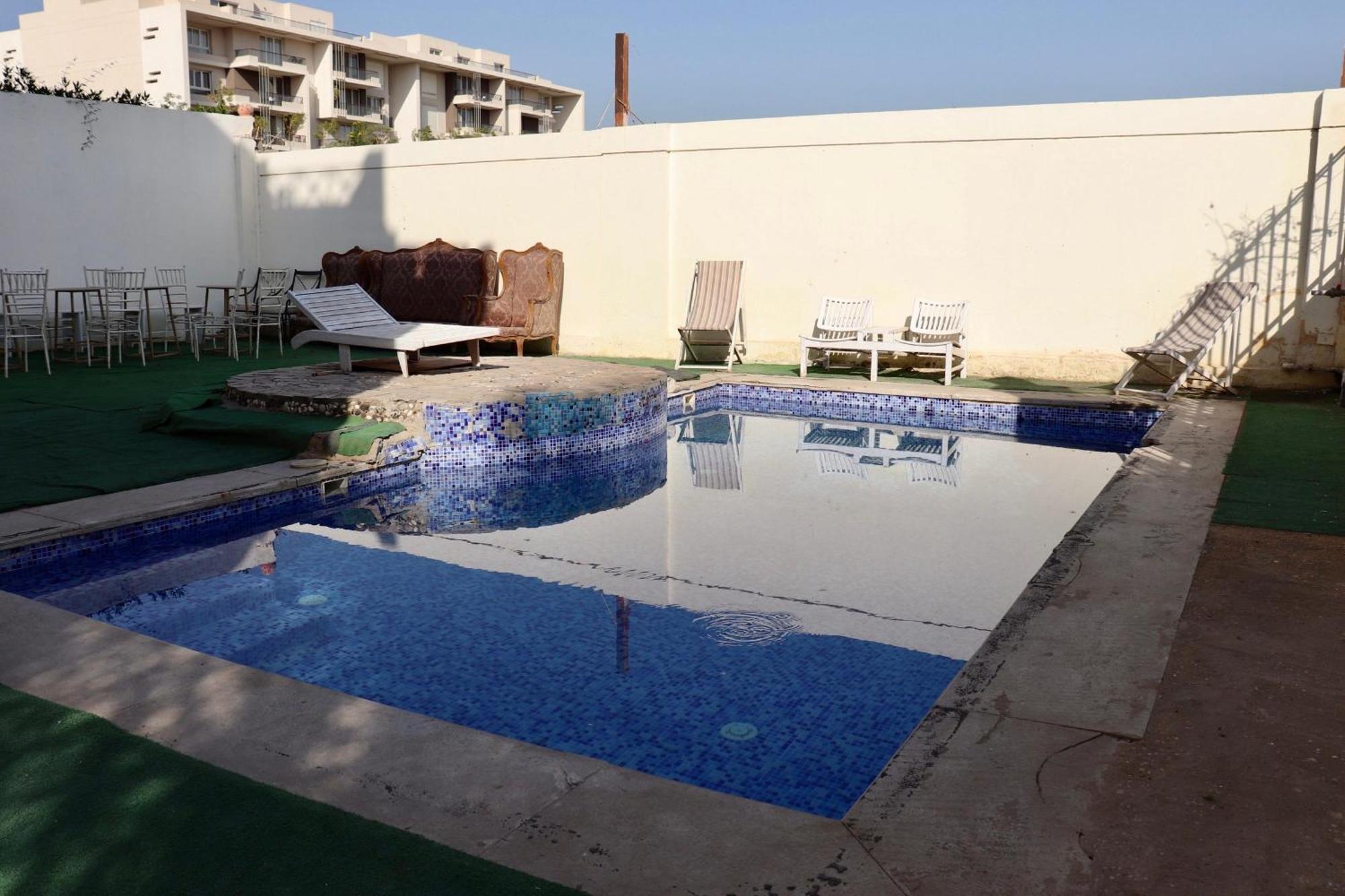K Boutique Hotel Medspa-Pyramids & Grand Egyptian Museum Ghatati エクステリア 写真