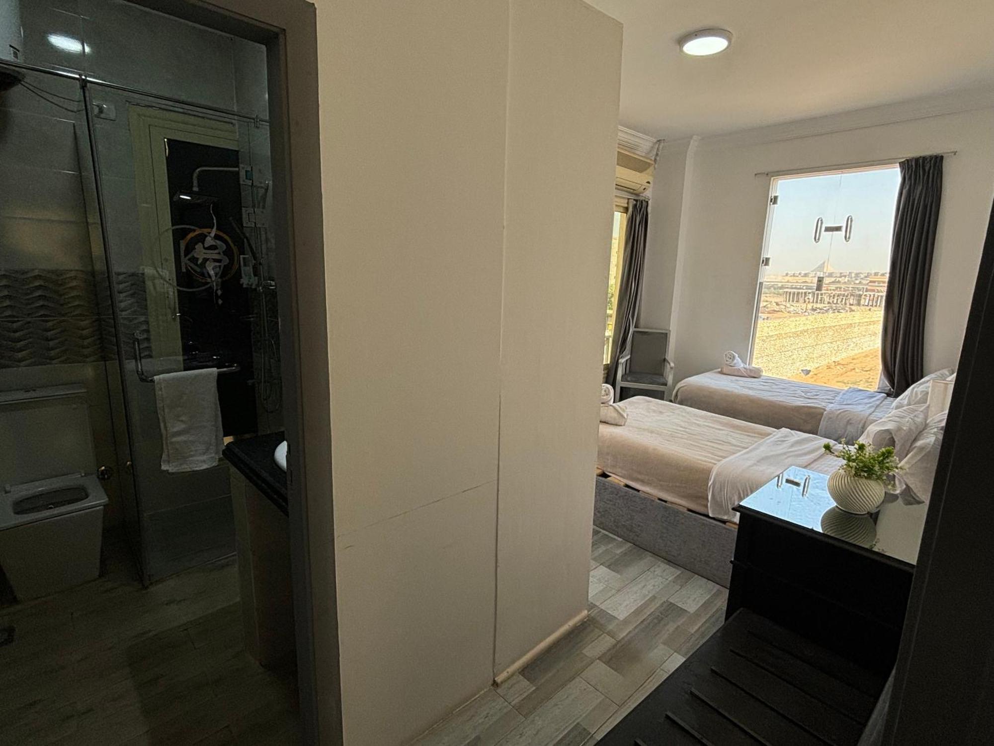 K Boutique Hotel Medspa-Pyramids & Grand Egyptian Museum Ghatati エクステリア 写真