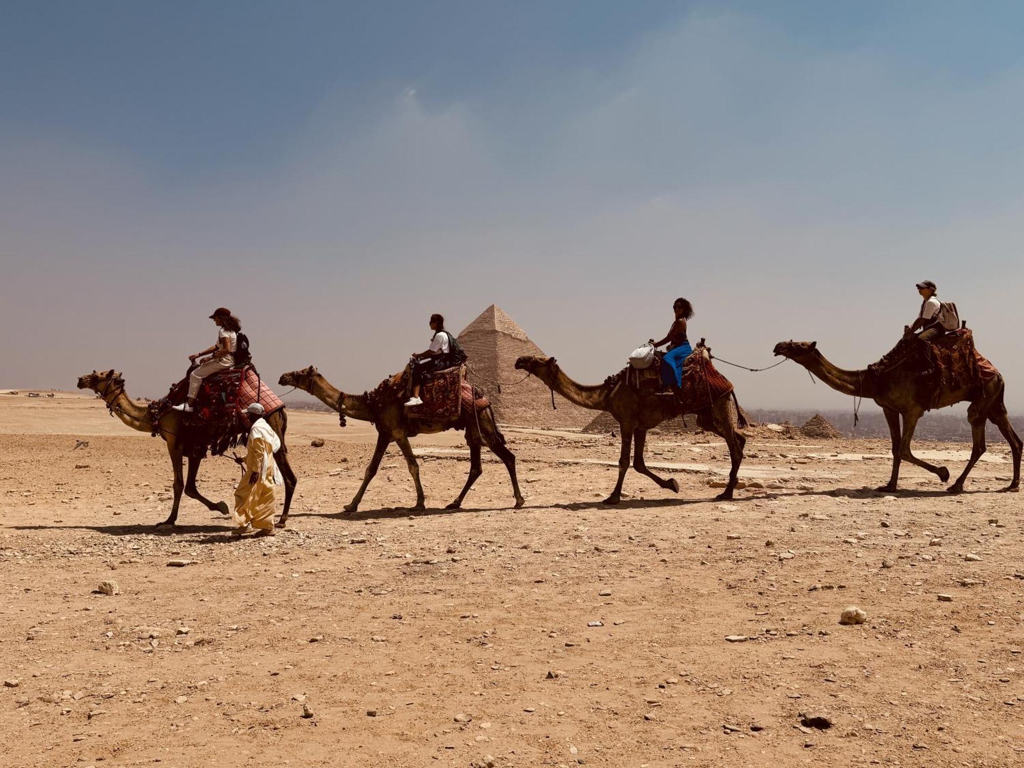 K Boutique Hotel Medspa-Pyramids & Grand Egyptian Museum Ghatati エクステリア 写真
